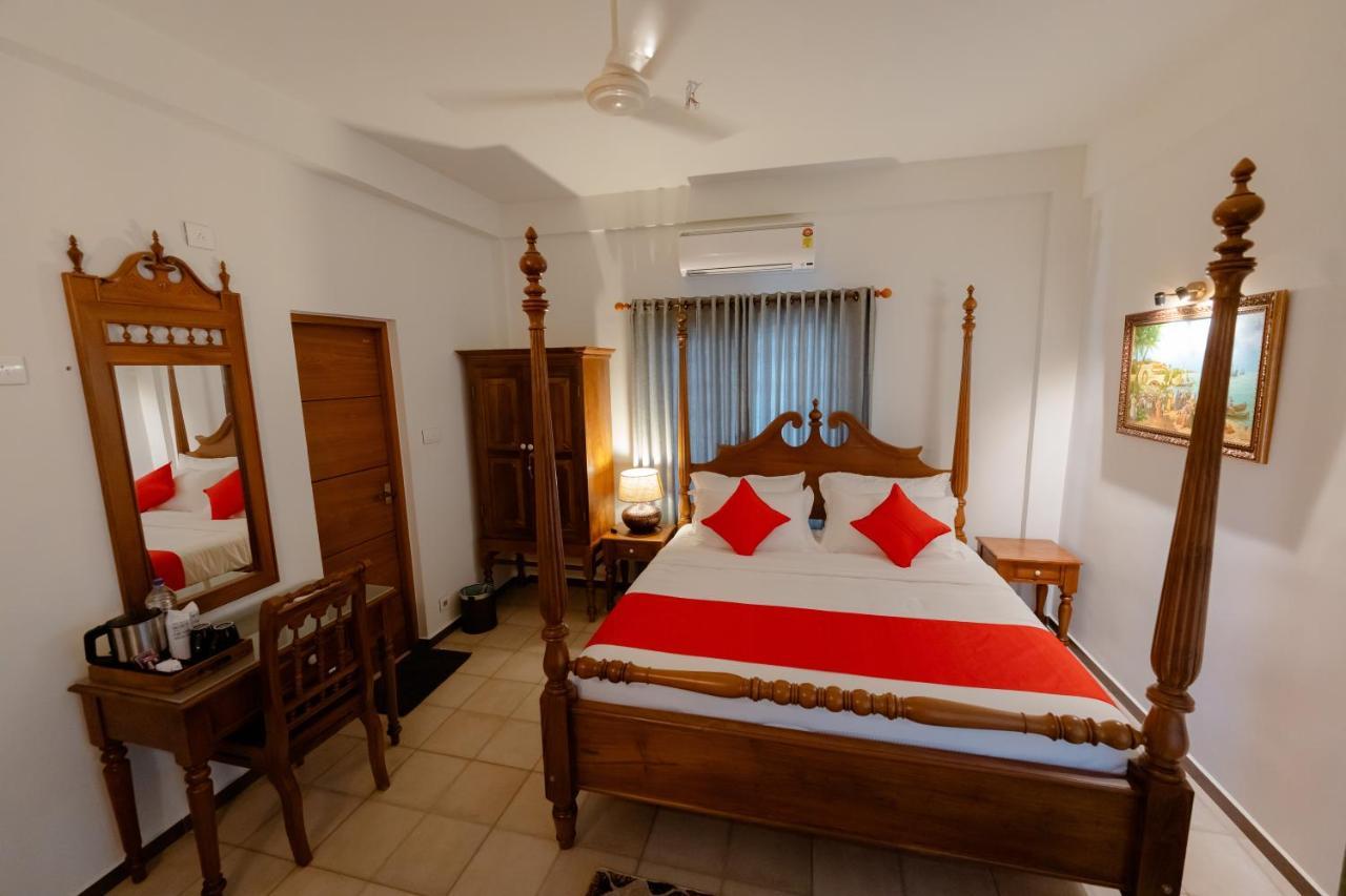 Seacoast Inn Fortkochi Fort Kochi Buitenkant foto