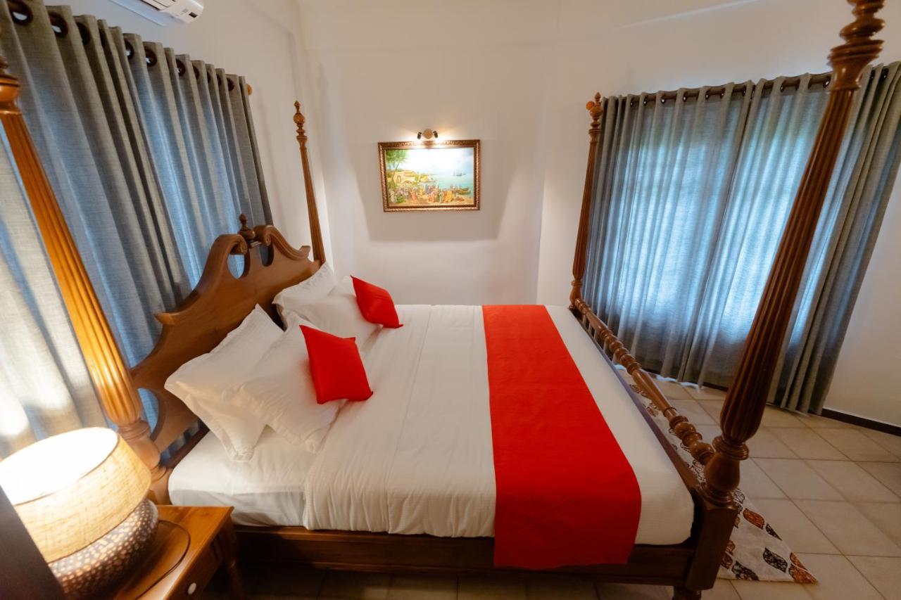 Seacoast Inn Fortkochi Fort Kochi Buitenkant foto