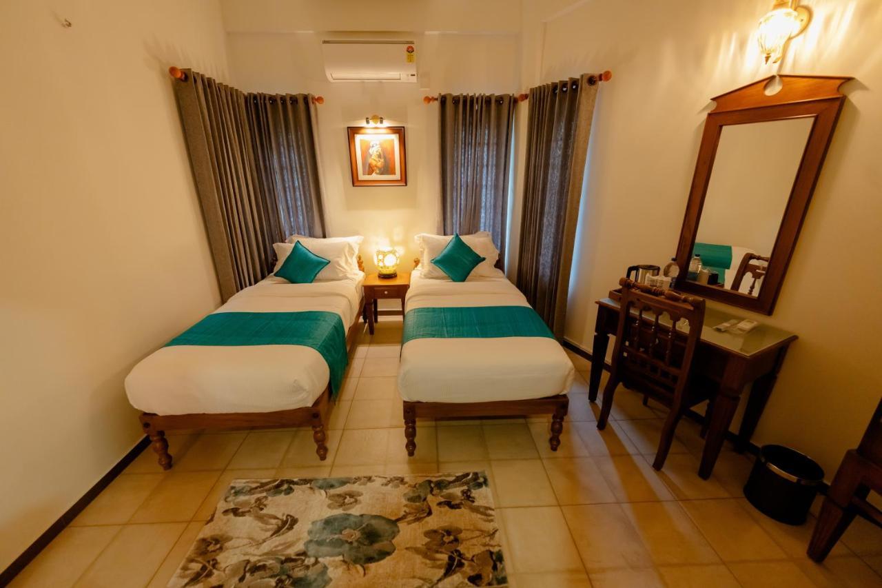 Seacoast Inn Fortkochi Fort Kochi Buitenkant foto