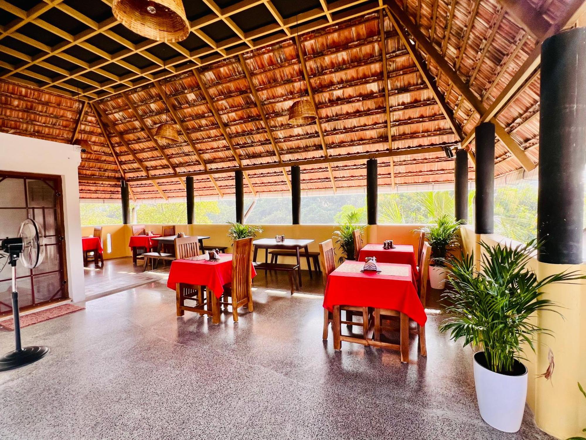 Seacoast Inn Fortkochi Fort Kochi Buitenkant foto